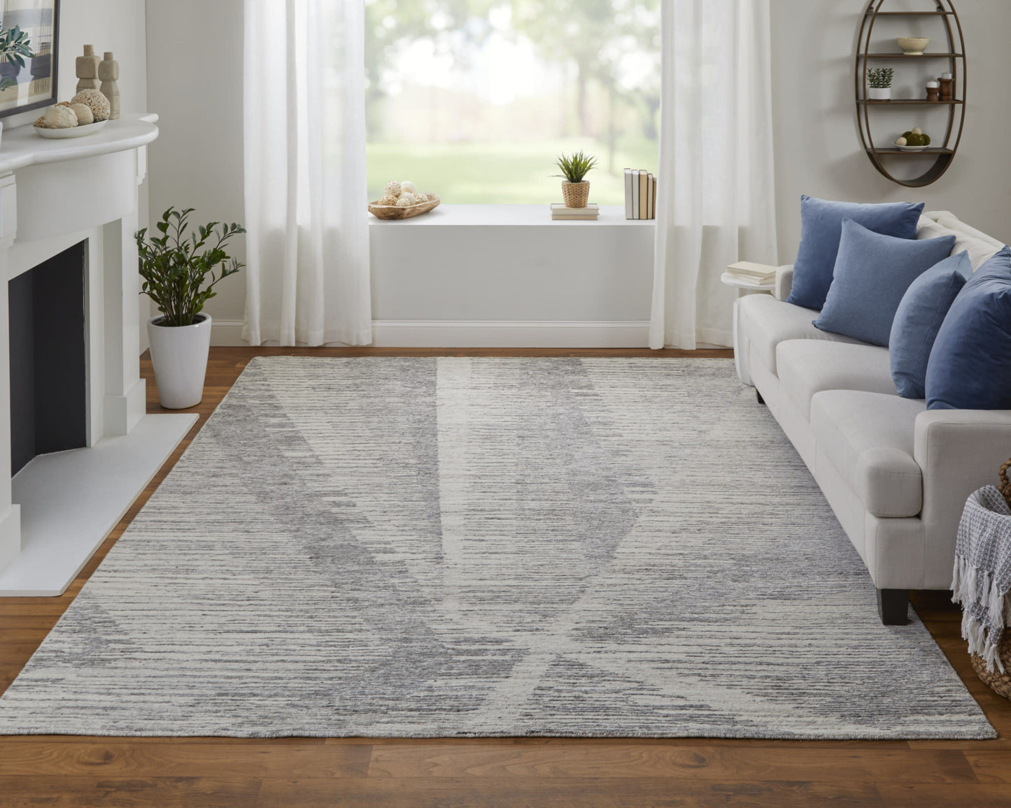 9' X 13' Ivory And Gray Abstract Hand Knotted Distressed Area Rug-7